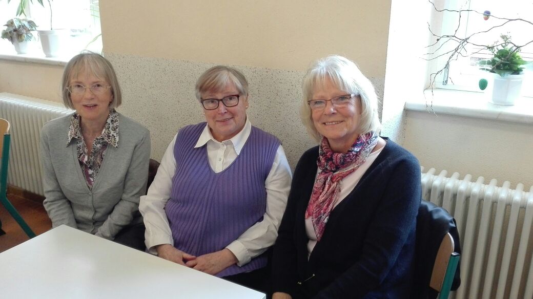 Äußerst aufgeregt – diese Dresdner Lehrerinnen sahen sich zum ersten Mal nach 50 Jahren wieder.